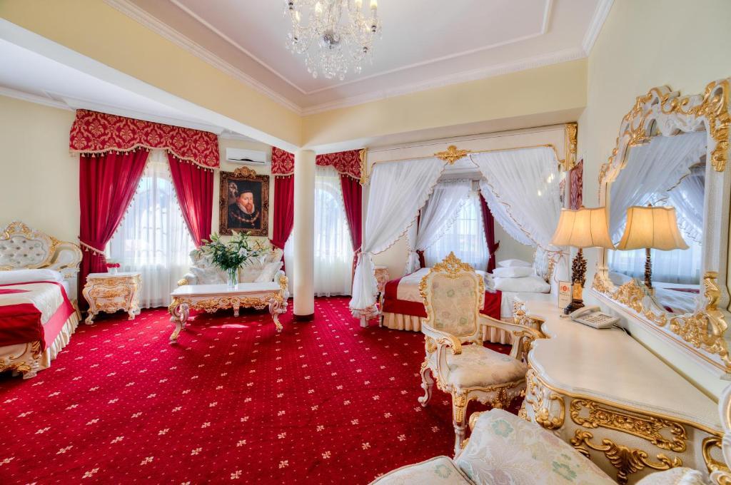 Hotel Krolewski Janów Lubelski Habitación foto
